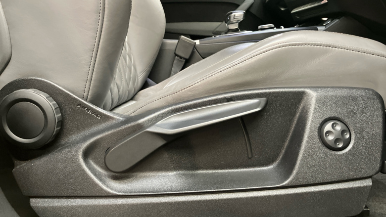 Audi Q5 2.0 TDI Quattro S Line 5dr S Tronic Diesel Estate